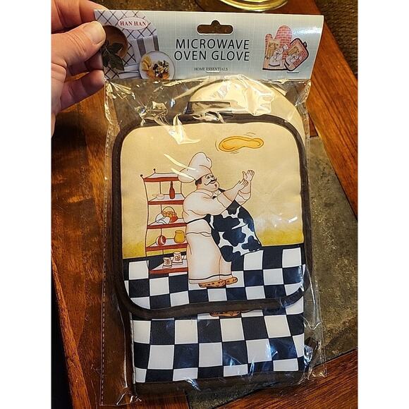 Han Han Microwave Oven Glove & Mitt Pizza Chef Tan Black & White Checkered - Picture 1 of 5